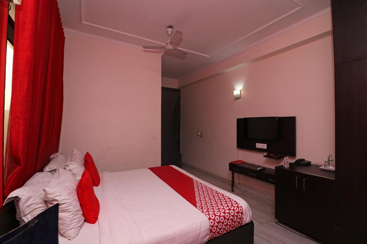 Oyo 79434 Hotel Green Villa ناغبور المظهر الخارجي الصورة