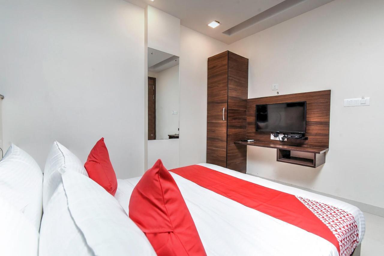 Oyo 79434 Hotel Green Villa ناغبور المظهر الخارجي الصورة