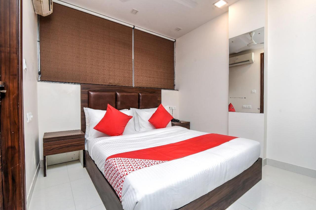 Oyo 79434 Hotel Green Villa ناغبور المظهر الخارجي الصورة