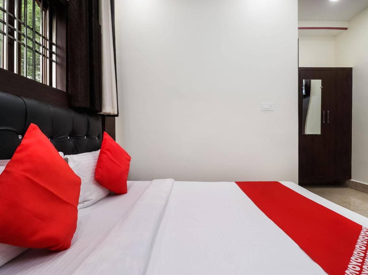 Oyo 79434 Hotel Green Villa ناغبور المظهر الخارجي الصورة